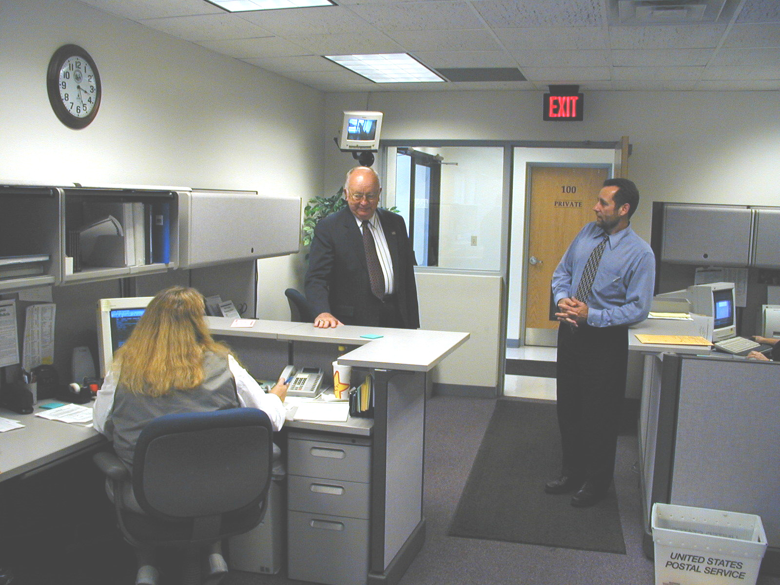 Secretary Buckalew visits the Purchasing Division